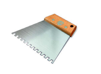 PAVAN Art. 541/D - Spatola per Bostik Impugnatura in legno Lama dentata a greca dente quadro 5x7 Spessore lama 0,5 mm